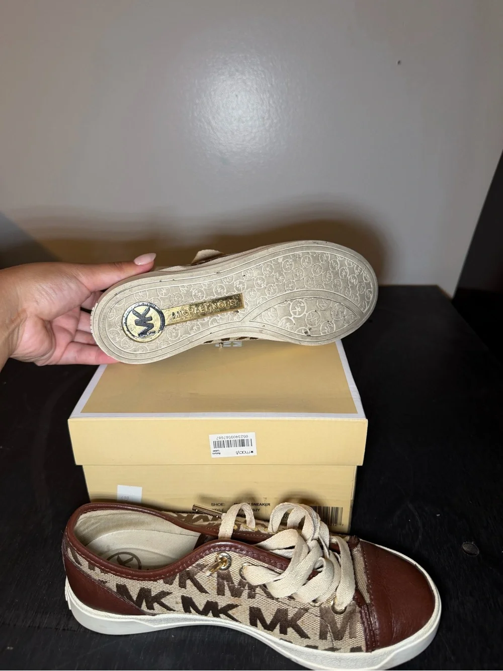 Michael Kors - MK City Sneakers